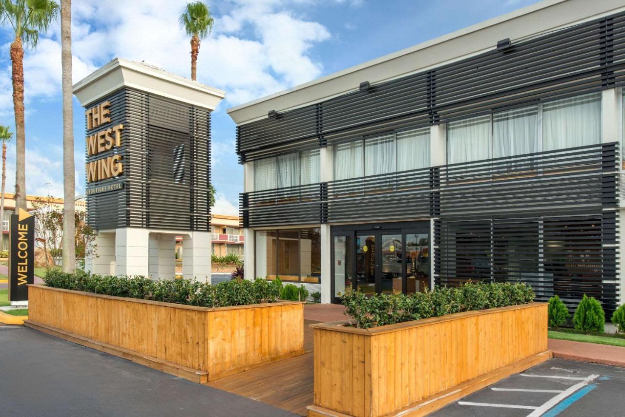 West Wing Hotel, Ascend Hotel Collection Tampa Exterior photo